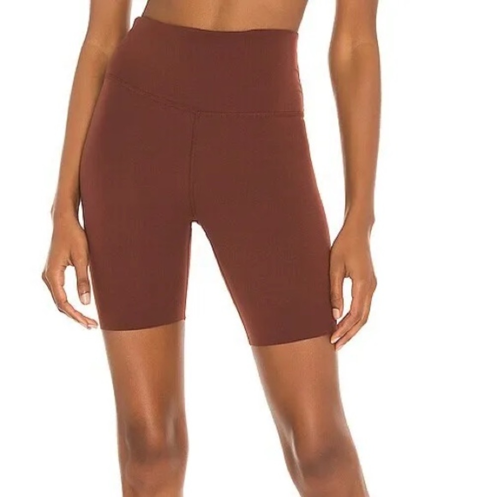 NWOT nike brown biker shorts